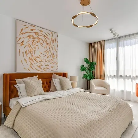 Oceana Townhouse - Cozy 3 Bed Home! Apartment *